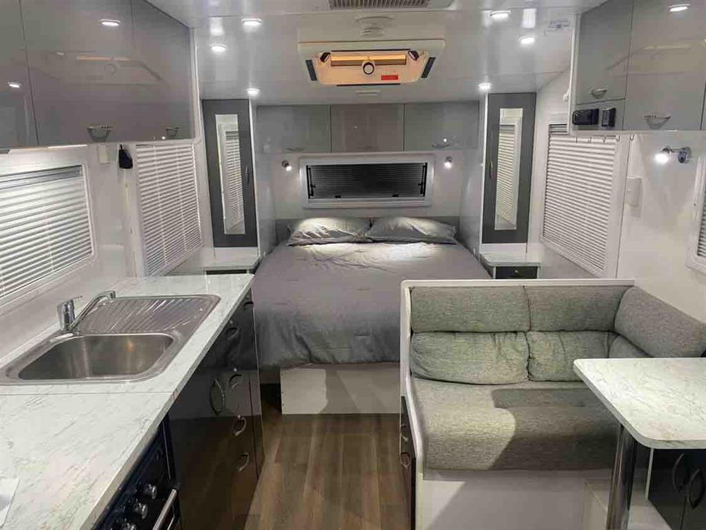 2018 BILLABONG GROVE CARAVAN