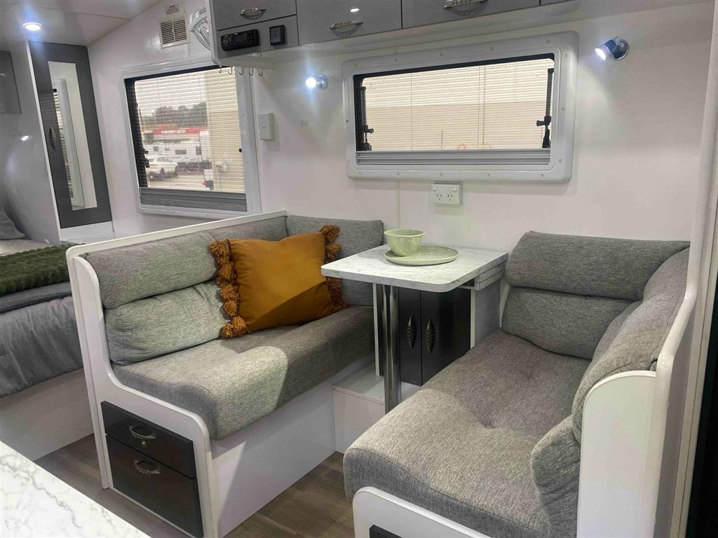 2018 BILLABONG GROVE CARAVAN