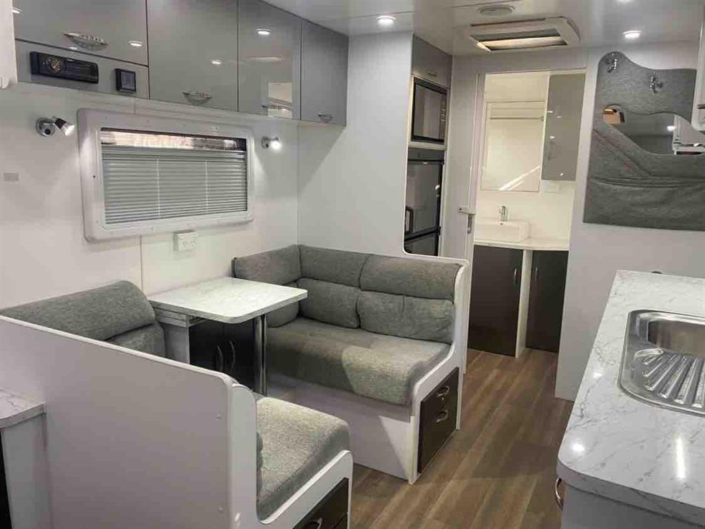 2018 BILLABONG GROVE CARAVAN
