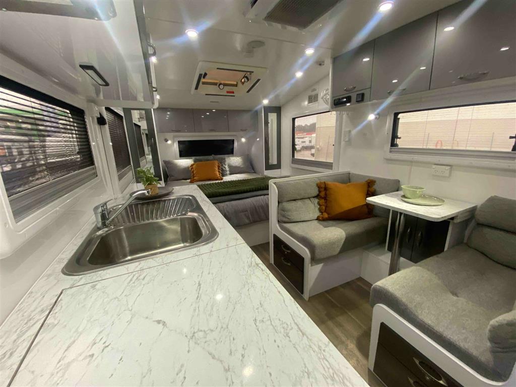 2018 BILLABONG GROVE CARAVAN