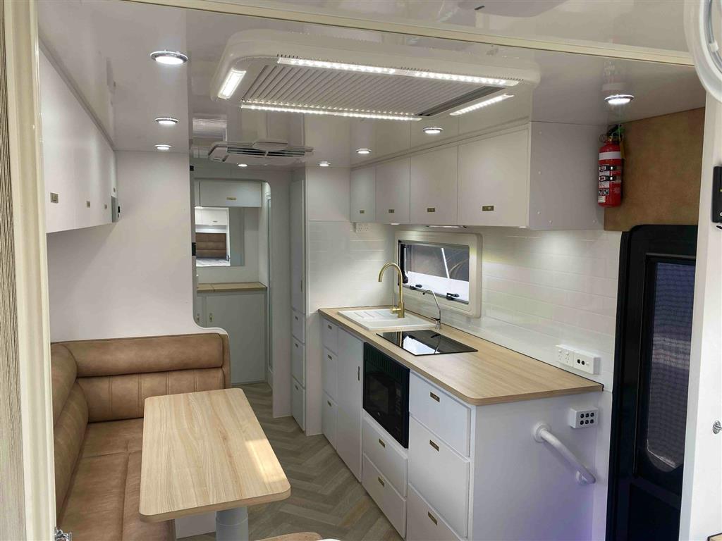 2026 OPTION RV TRACTION OFF ROAD AIR BAGS