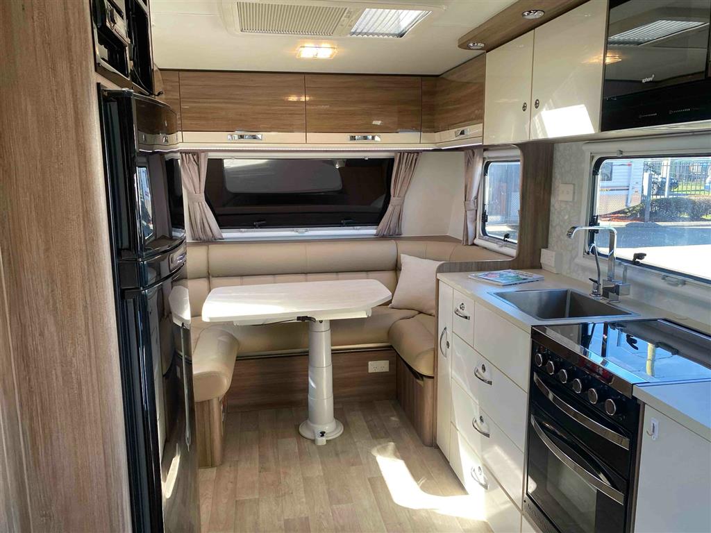 2017 JAYCO OUTBACK CARAVAN