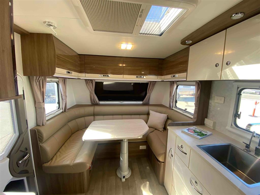 2017 JAYCO OUTBACK CARAVAN