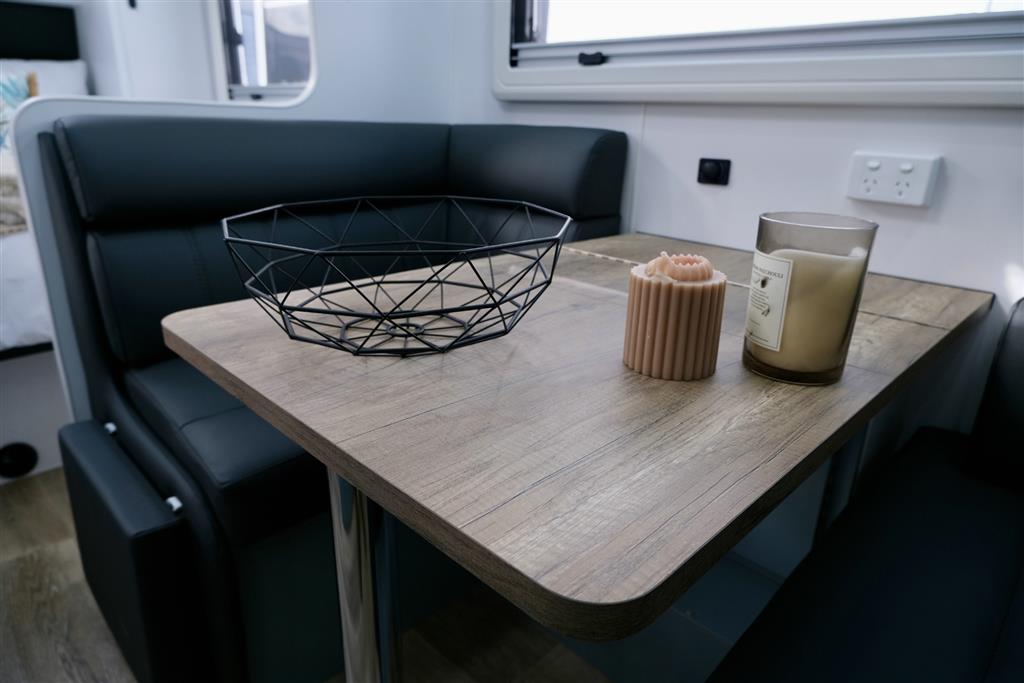 2025 OPTION RV TRACTION OFF ROAD Large Ensuite