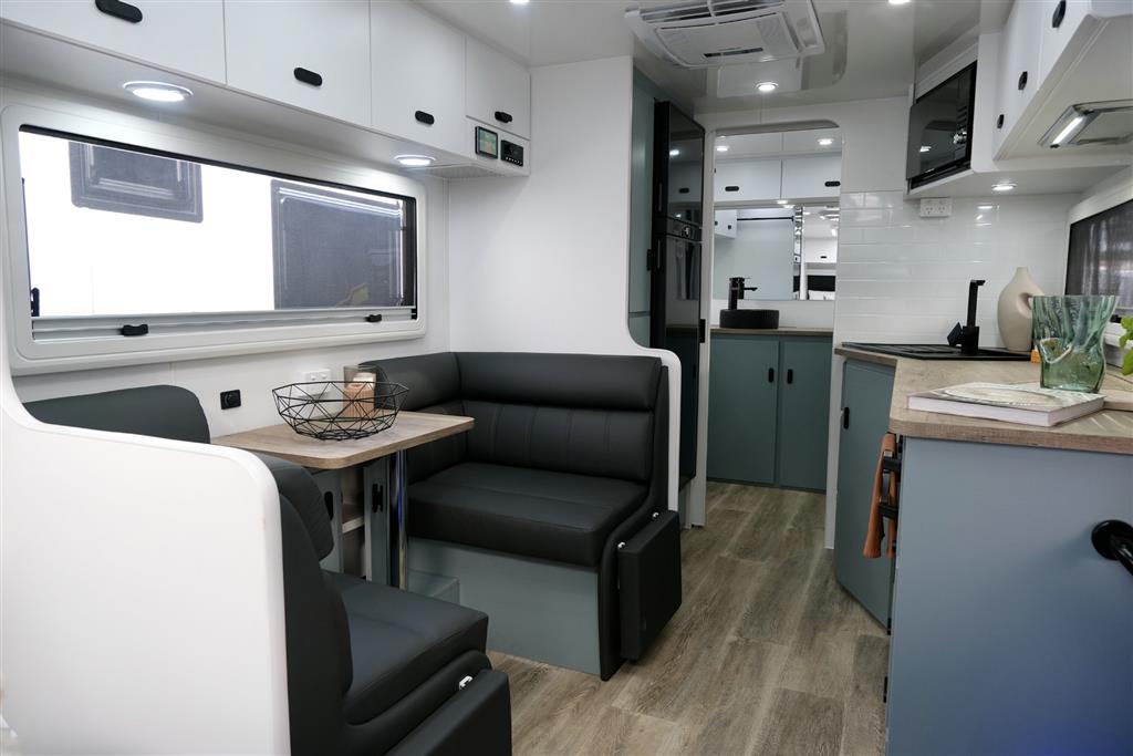 2025 OPTION RV TRACTION OFF ROAD Large Ensuite