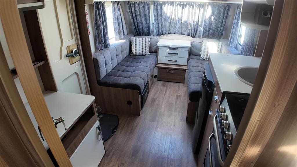 2020 SWIFT QUATTRO CARAVAN