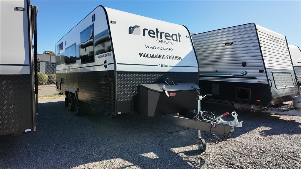 2025 RETREAT WHITSUNDAY CARAVAN Macquarie series