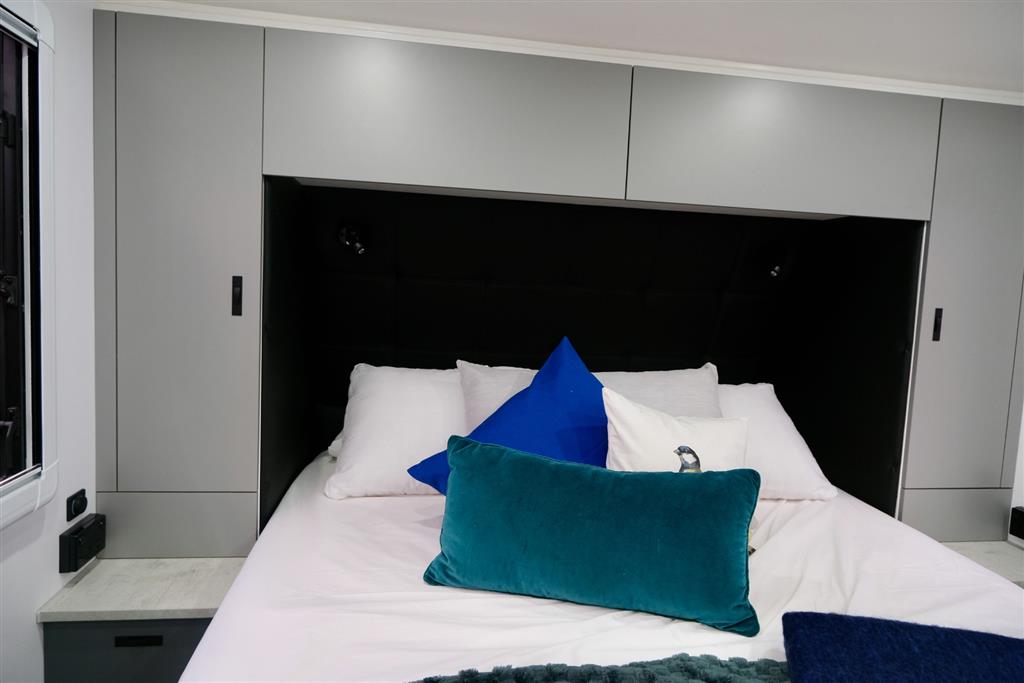 2025 RETREAT BRIBIE X 199R CARAVAN 19.9