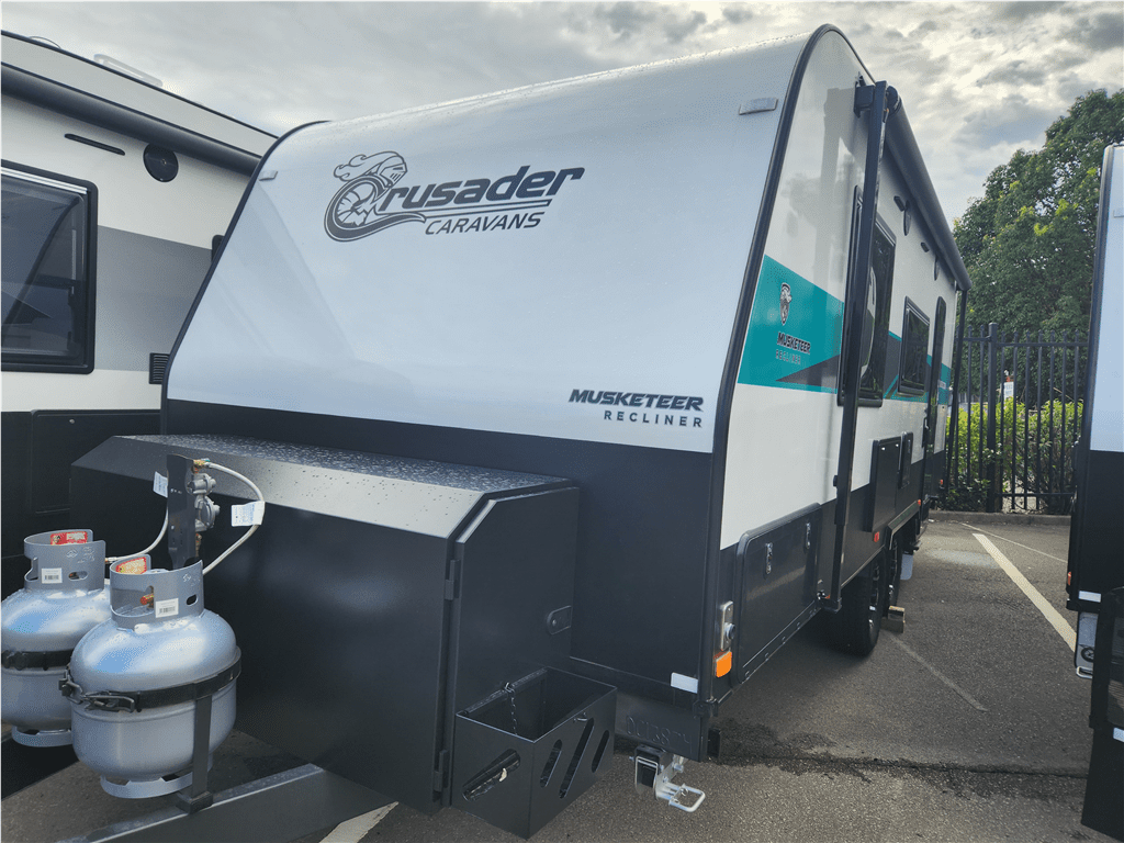 Crusader MUSKETEER RECLINER MitchMarket