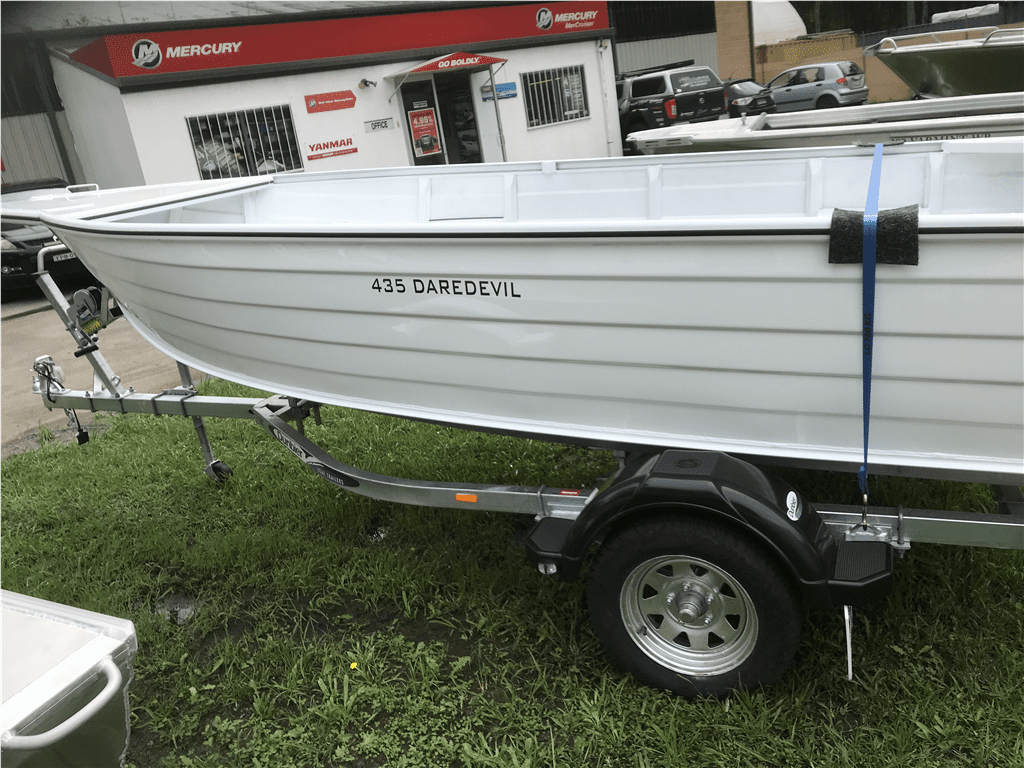 Horizon 435 DAREDEVIL - Boats and Marine