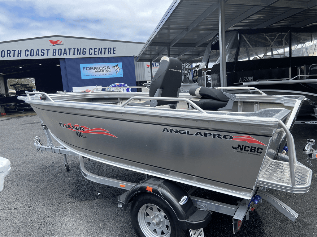 Dunbier ANGLAPRO CHASER 434 CLX - Boats and Marine