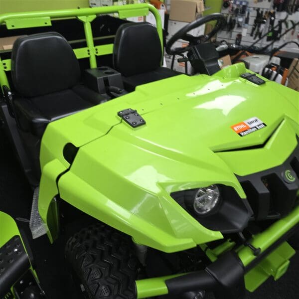 Greenworks CU400W WORK UTV - Agriculture and Outdoor > Lawn Mowers