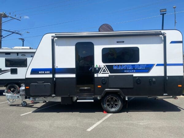  Motorhomes and Camper Trailers