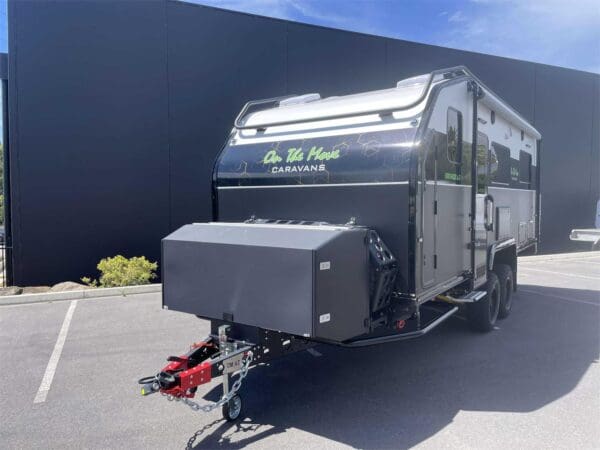  Motorhomes and Camper Trailers