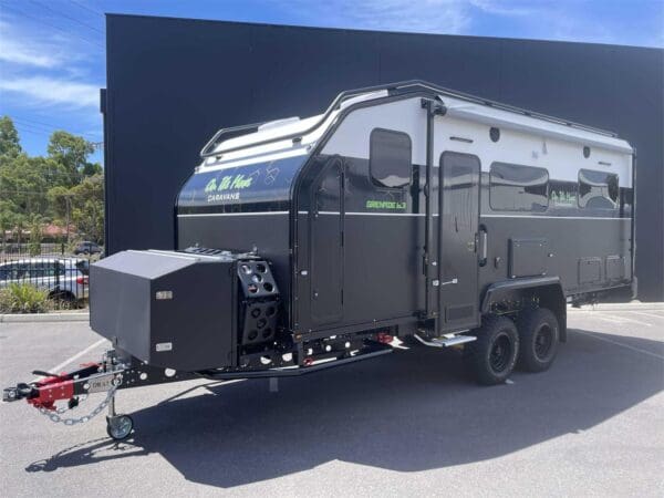 On The Move Caravans Grenade 6.3 - Caravans
