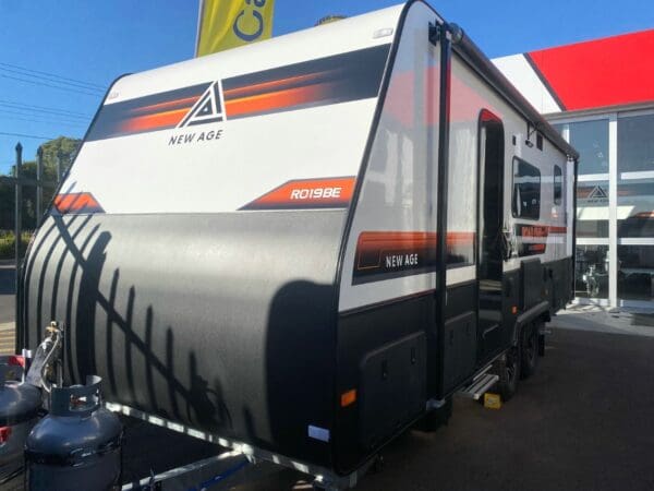 NEW AGE CARAVANS ROAD OWL - Caravans