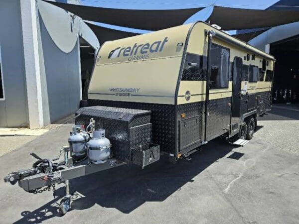 RETREAT WHITSUNDAY 219B SE - Caravans