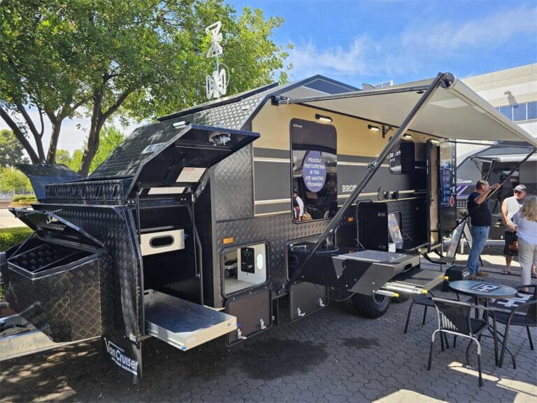 Van Cruiser Caravans Outlaw Bronco - Caravans