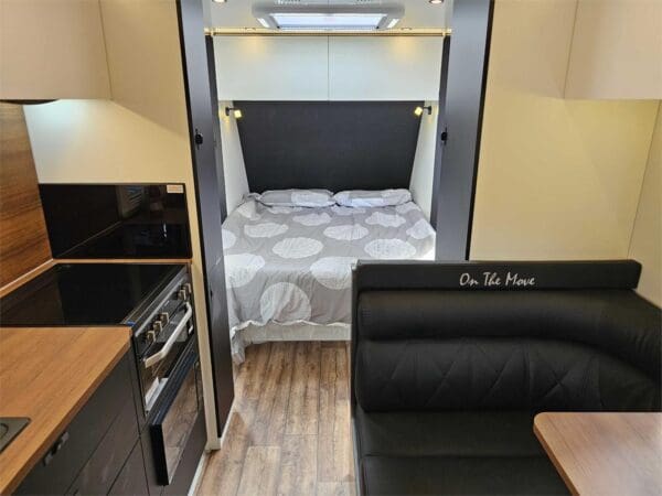  Motorhomes and Camper Trailers