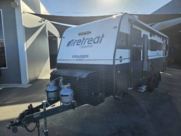 RETREAT FRASER 243C B - Caravans