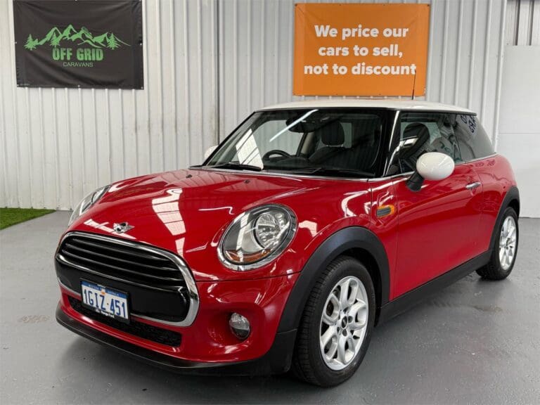 MINI 3D HATCH - Caravans