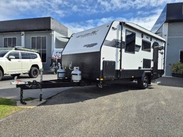  Motorhomes and Camper Trailers