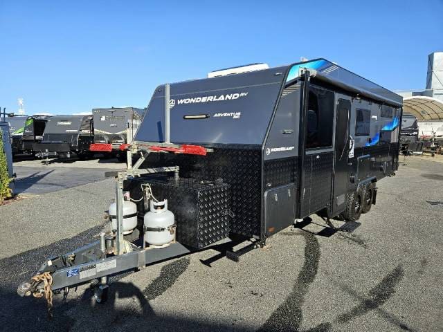 WONDERLAND ADVENTUS - Caravans