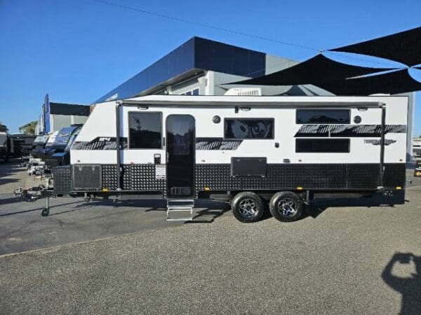  Motorhomes and Camper Trailers