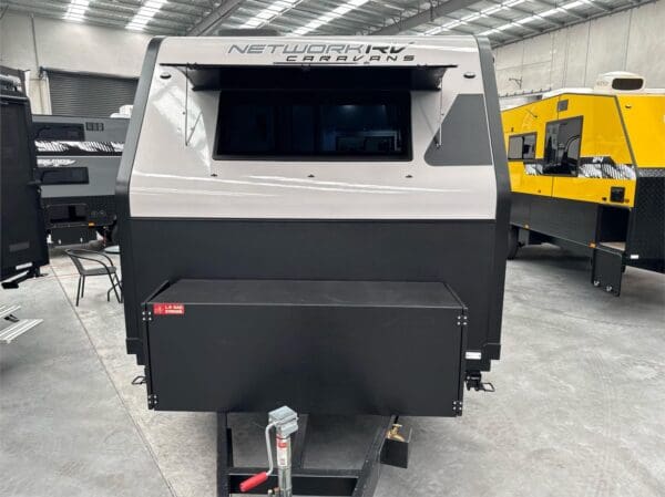  Motorhomes and Camper Trailers