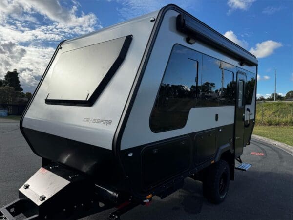 On The Move Caravans Crossfire 4.7 - Caravans