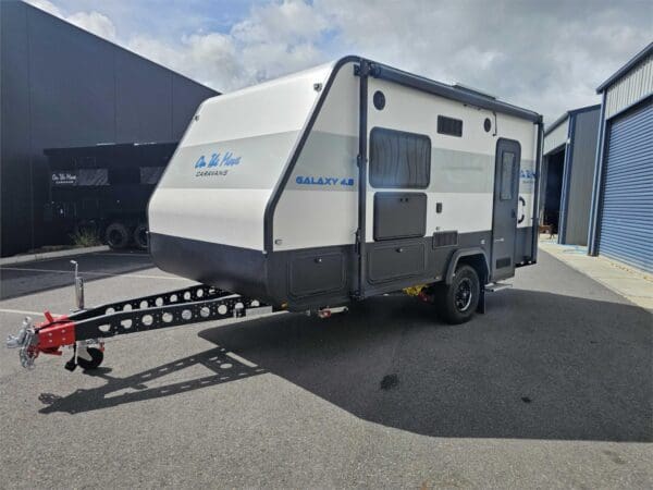  Motorhomes and Camper Trailers