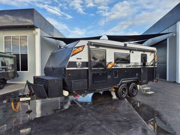 JB SCORPION 21'6 - Caravans