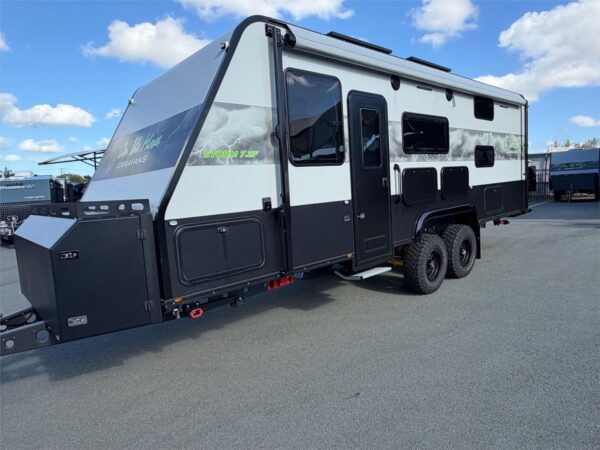 On The Move Caravans Storm 7.2F - Caravans