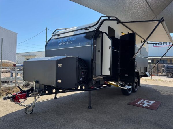 On The Move Caravans Grenade 6.3 - Caravans