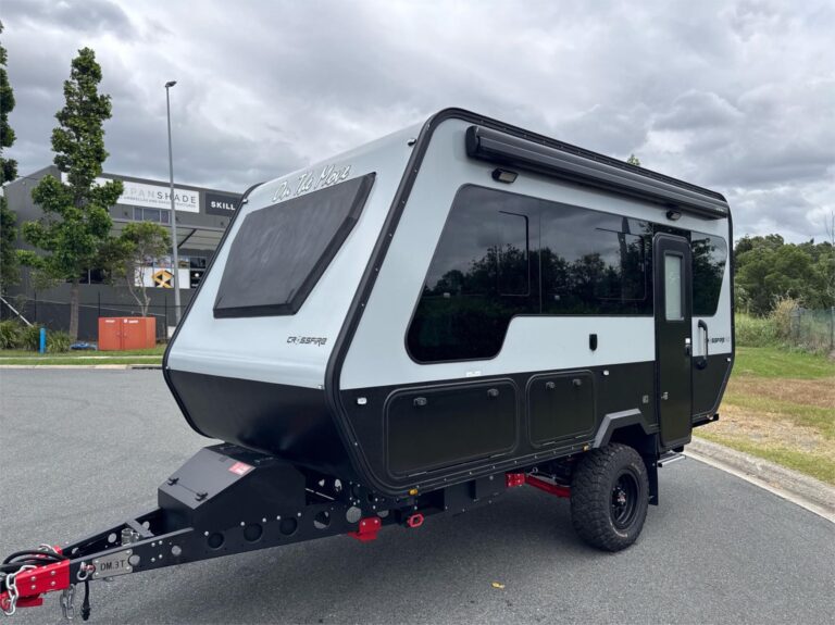 On The Move Caravans Crossfire 4.7 - Caravans