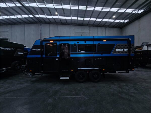  Motorhomes and Camper Trailers