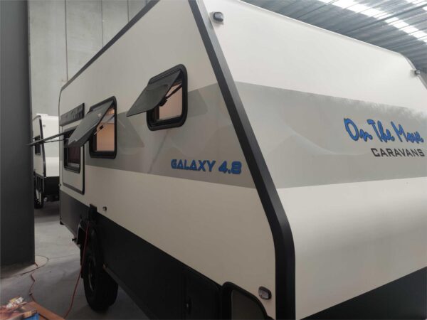  it features a unique three-piece composite body—<br />front