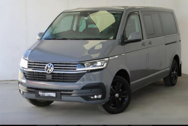  Motorhomes and Camper Trailers