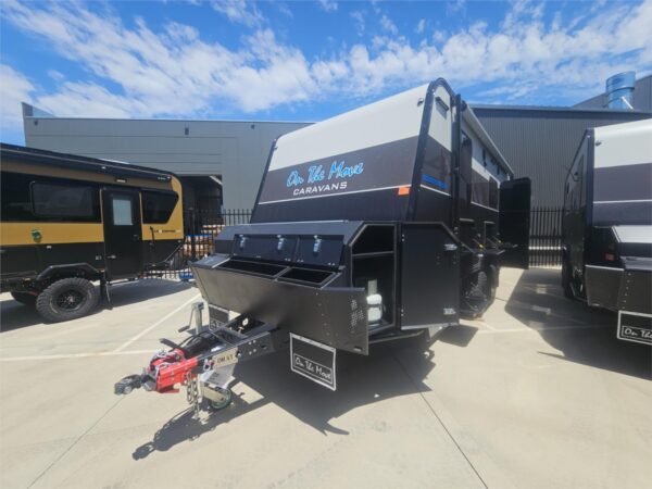 On The Move Caravans Adventure 6.3 - Caravans