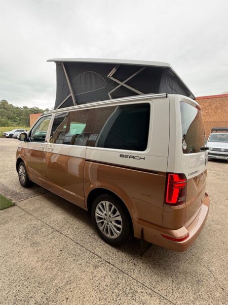 126<br /><br />TOTAL EXTRAS VALUE = $18427.80<br /><br />FURTHER OPTIONAL EXTRAS:<br /><br />2500W inverter <br />Nudge Bar<br />Bullbar <br />Roof racks<br /><br />And many more accessories are available on our online store.<br /><br /><br />Full Service History<br />- First service completed at 5