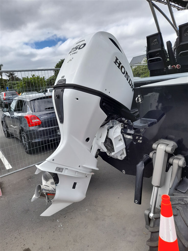 2022 Honda OUTBOARD 250HP FOR SALE - MitchMarket